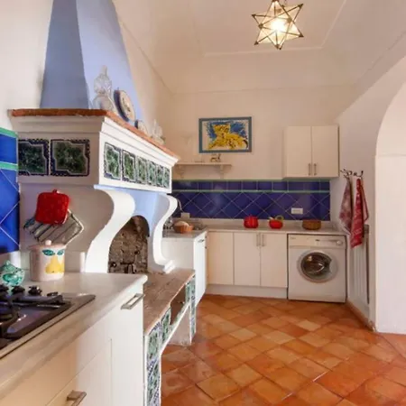 Torre Sponda - Casa Angelica, Private Vila *